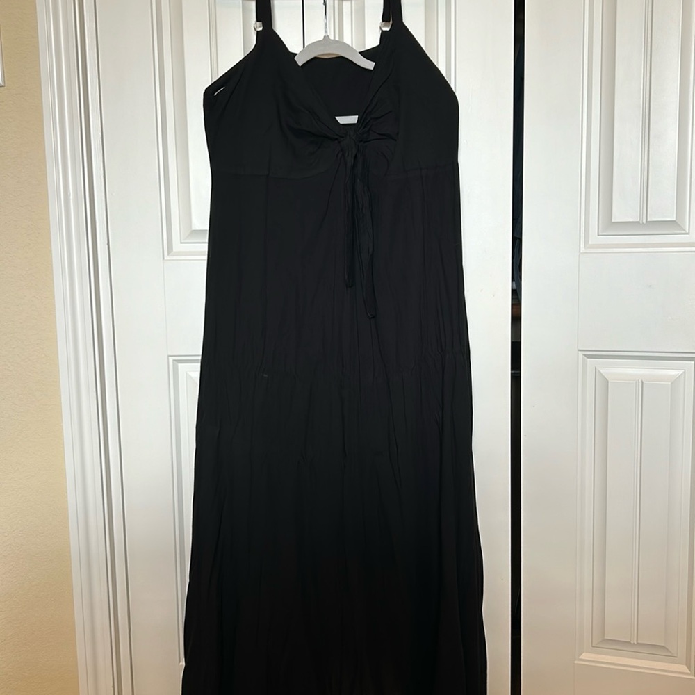 A versatile Maxie summer dress size 18 NWOT